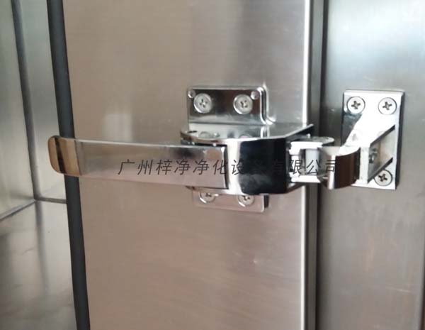 電子互鎖傳遞窗優(yōu)質、堅固的門把手