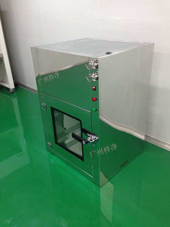 層流傳遞窗的安裝選擇合適的位置確保層流傳遞窗與潔凈室的其他區(qū)域相連。