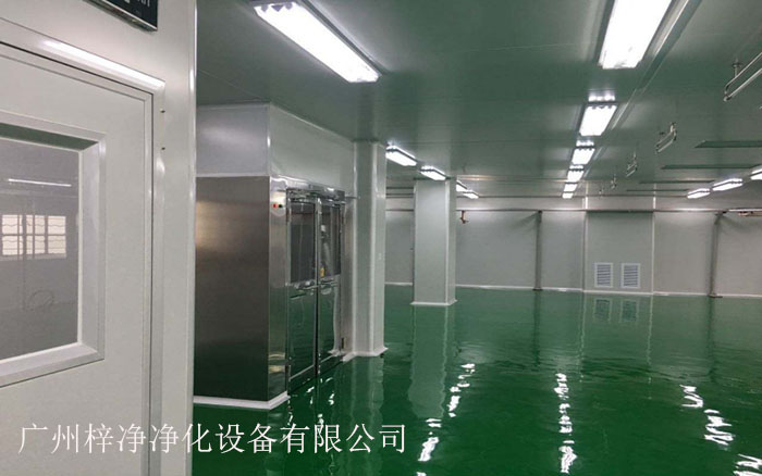 風(fēng)淋室在緩沖間的正確放置位置對(duì)于潔凈室的整體效果至關(guān)重要。