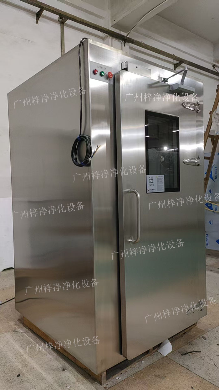 高端滿(mǎn)焊接風(fēng)淋室產(chǎn)品外觀