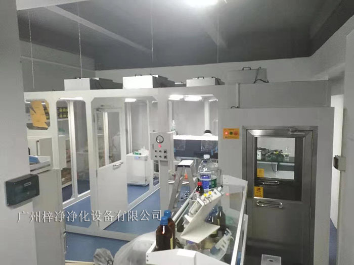 風(fēng)淋室、傳遞窗、潔凈棚作為無塵室中的重要組成部分