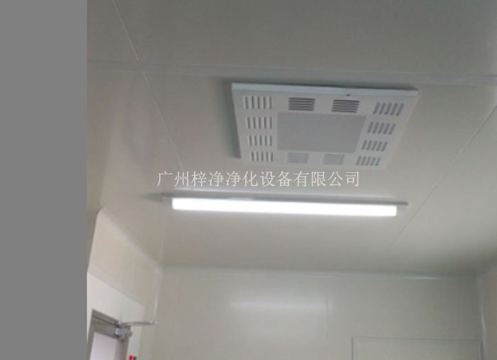 高效送風口的尺寸效率要求，必須符合潔凈車間現(xiàn)場設計要求和客戶應用標準。